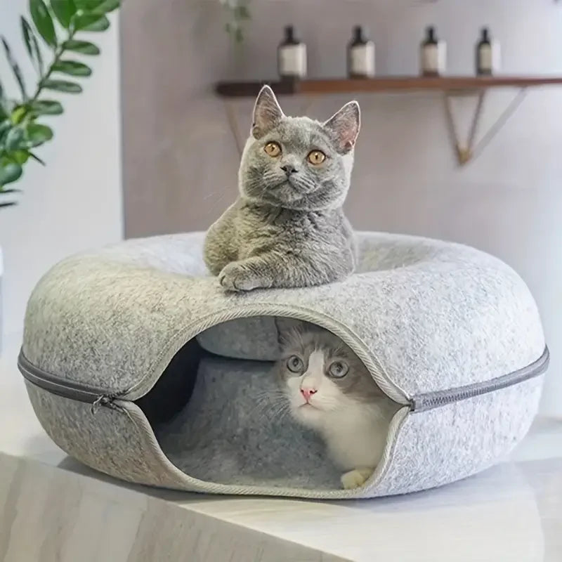 Round Plush Cat Bed – Soft & Comfortable Pet Bed for Cats and Small Dogs, Cozy Cushion Sleeping Mat